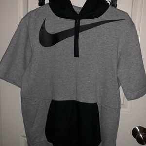Nike Short Sleeve Hoodie Grey - Medium